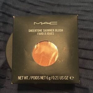 Brand new in box MAC Springsheen pro palet blush
